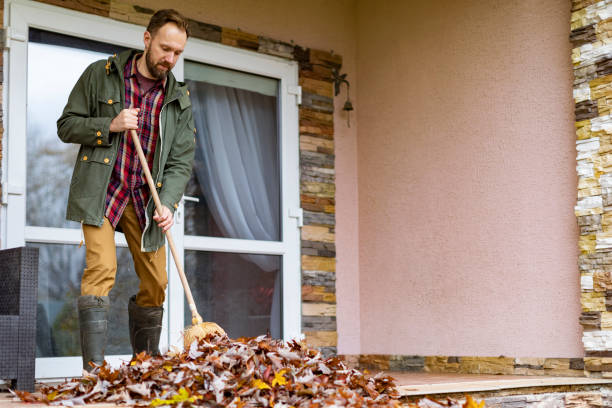 Best Yard Waste Removal  in Livingston, AL